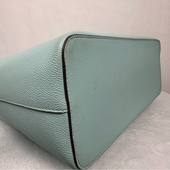 Kate Spade Tote - Picture 9 of 15